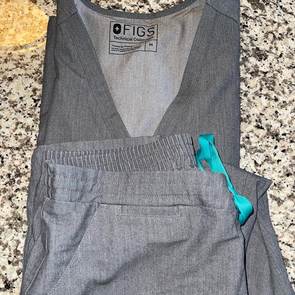 Graphite - Picture 1 of 1